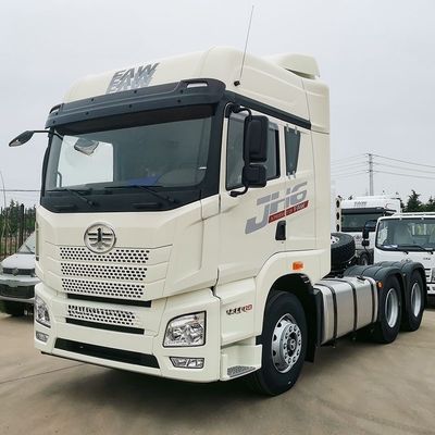 Dobra cena. Typ paliwa napędowego Jiefang FAW JH6 6X4 Pociąg ciężarowy 420KW J5P J6P 4X2 6X4 Pociąg z głowicą holowniczą w Internecie