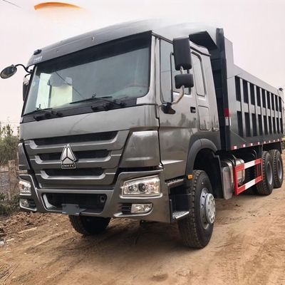 Dobra cena. LHD RHD 6x4 Sinotruk Zbiornik 20 25 30 35 40ton 10 Kołowy zwrotnik w Internecie
