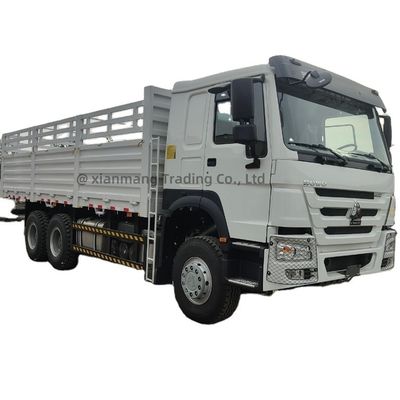 Dobra cena. Sinotruk HOWO 6X4 371HP 20-30t Fence Cargo Truck 3 osi używany przyczepa z taśmą w Internecie