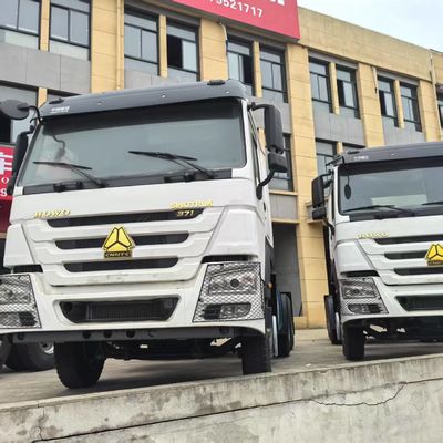 Dobra cena. 371HP Sinotruck Howo Traktor Truck 6X4 Model z silnikiem SinotruckE i RHD dostosowany w Internecie